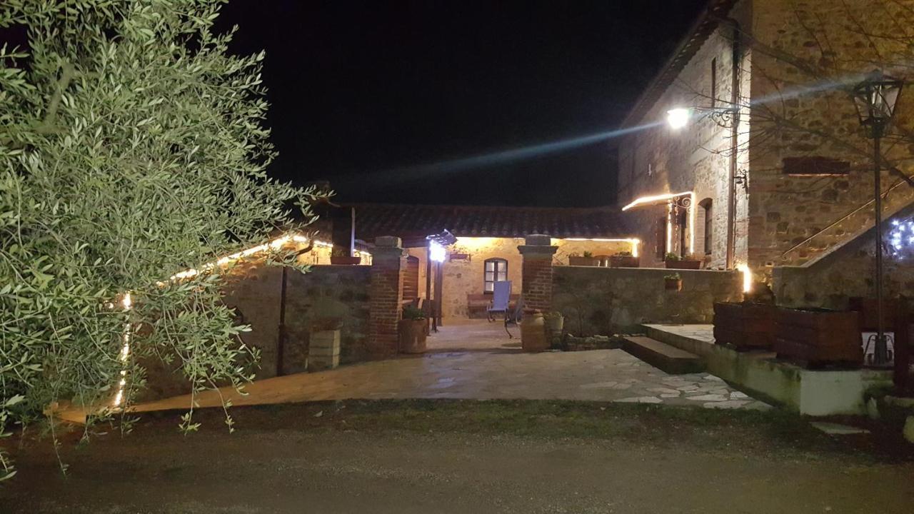 Agriturismo La Provenca キアンチャーノ・テルメ エクステリア 写真