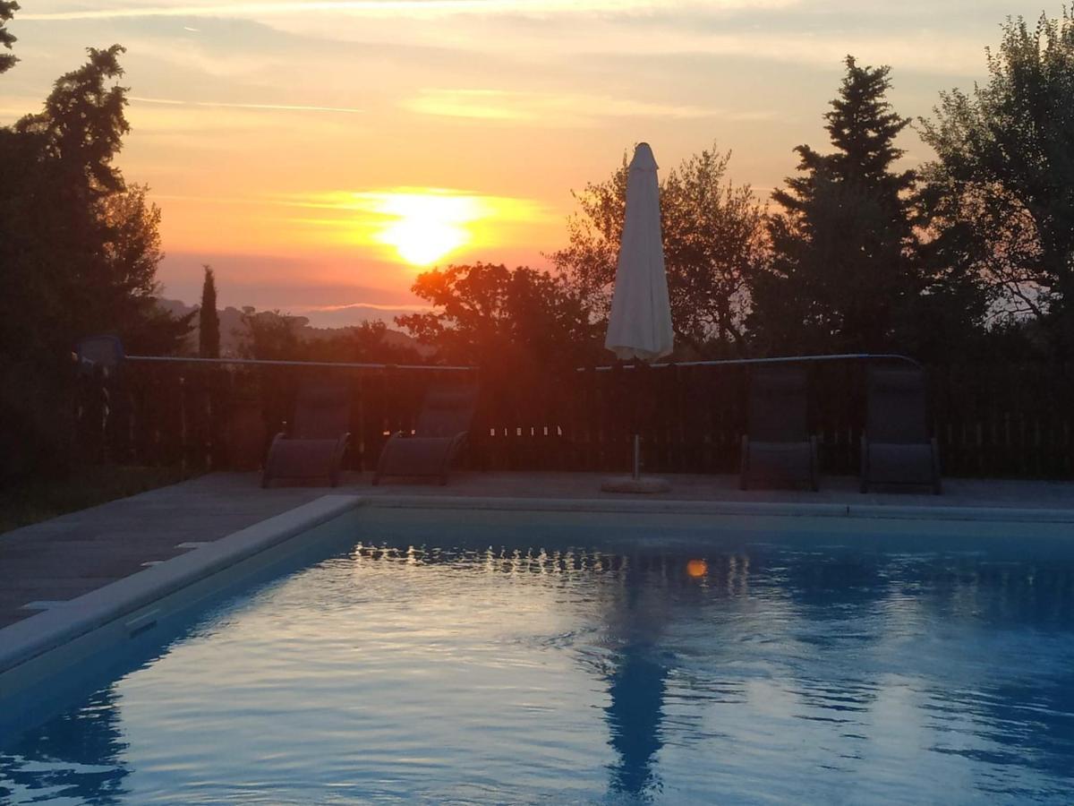 Agriturismo La Provenca キアンチャーノ・テルメ エクステリア 写真