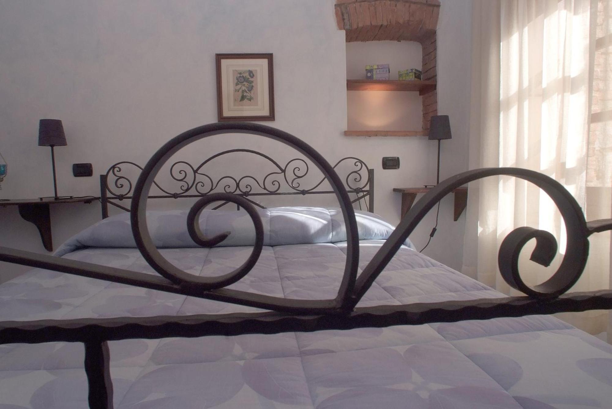 Agriturismo La Provenca キアンチャーノ・テルメ 部屋 写真