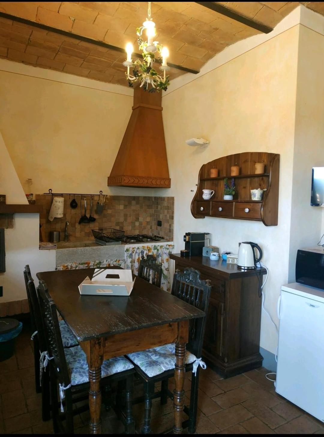 Agriturismo La Provenca キアンチャーノ・テルメ エクステリア 写真